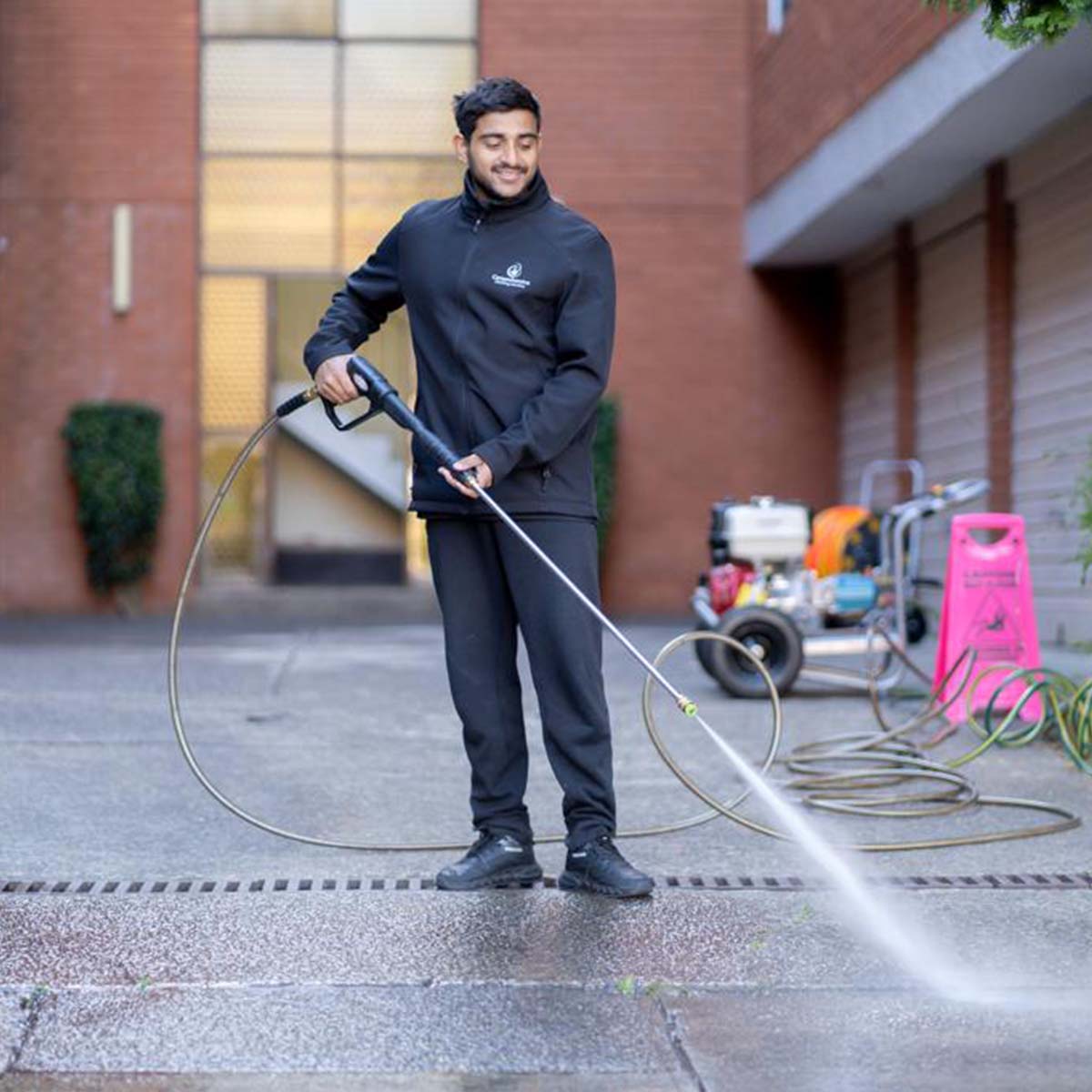 Commercial-Pressure-Wash services